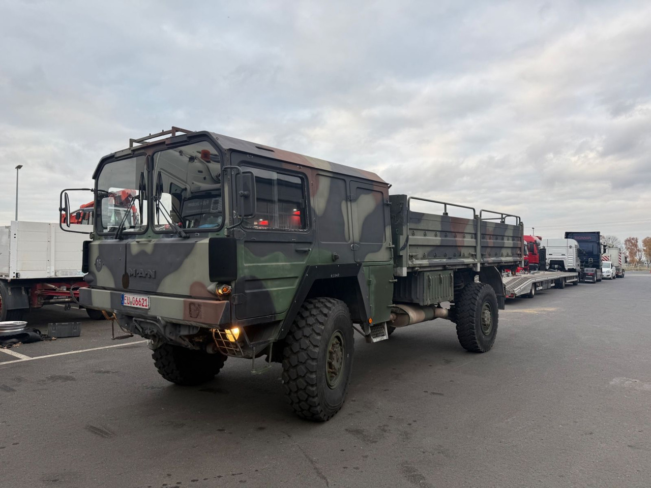 MAN KAT 1 5T MIL GL 4x4 , Pritsche, Allrad, viel neu - Lastbil med lad: billede 1 MAN KAT 1 5T MIL GL 4x4 , Pritsche, Allrad, viel neu - Lastbil med lad: billede 1