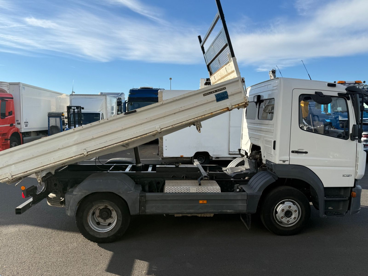 Mercedes-Benz Atego 3 4x2 1021 Meiller, Ahk, Klima, Tüv neu - Tipvogn lastbil: billede 4 Mercedes-Benz Atego 3 4x2 1021 Meiller, Ahk, Klima, Tüv neu - Tipvogn lastbil: billede 4