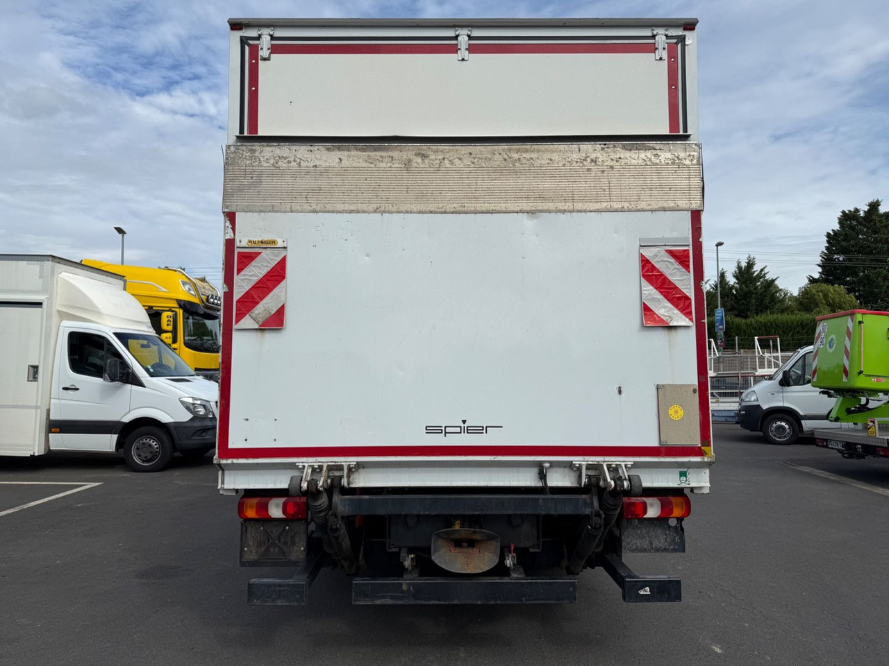 Mercedes-Benz Atego 3 4x2 821 4x2 LBW / Ahk. / Palfinger / 6m - Lastbil varevogn: billede 5 Mercedes-Benz Atego 3 4x2 821 4x2 LBW / Ahk. / Palfinger / 6m - Lastbil varevogn: billede 5