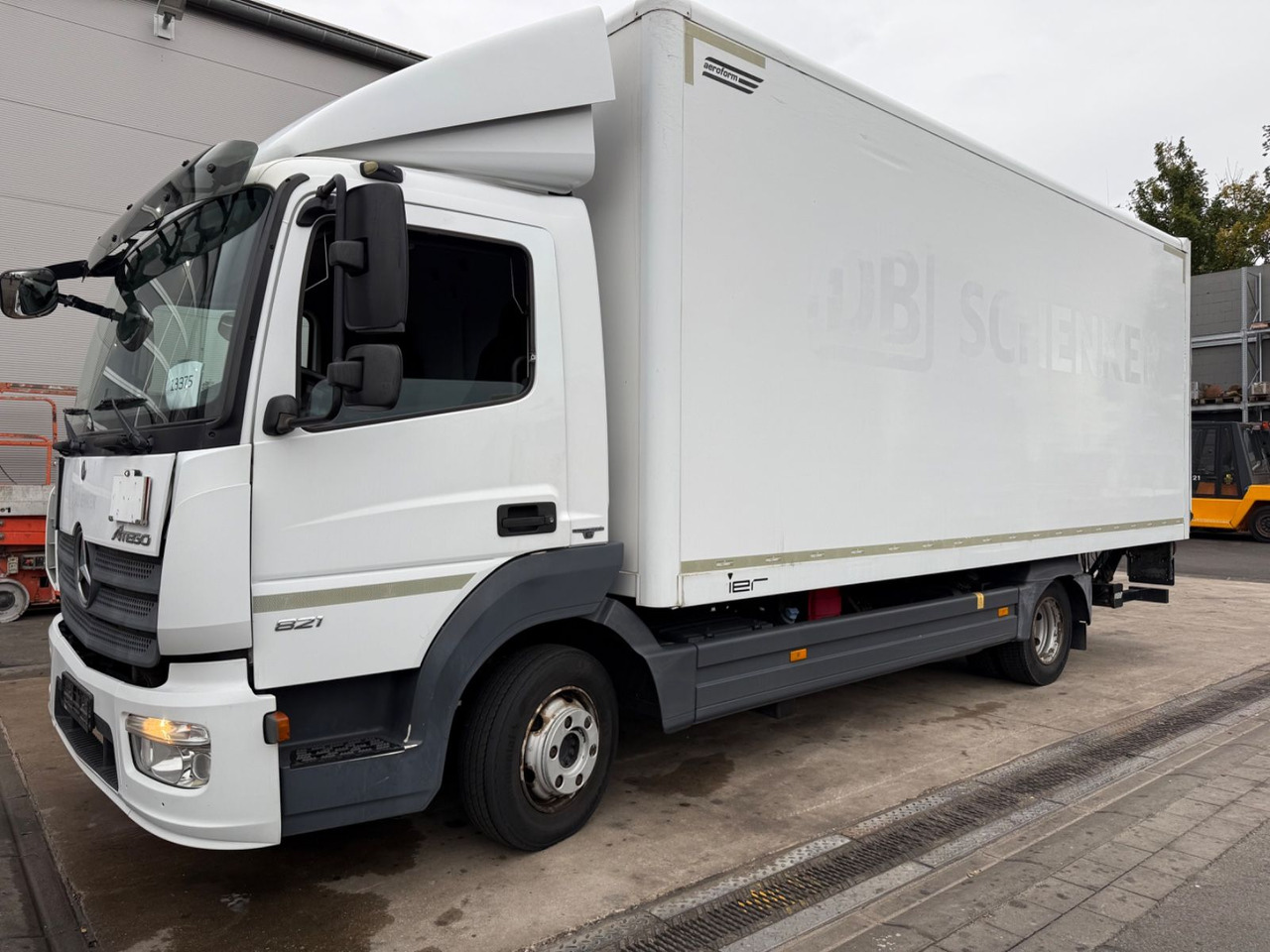 Mercedes-Benz Atego 3 4x2 821 4x2 LBW / Ahk. / Palfinger / 6m - Lastbil varevogn: billede 1 Mercedes-Benz Atego 3 4x2 821 4x2 LBW / Ahk. / Palfinger / 6m - Lastbil varevogn: billede 1