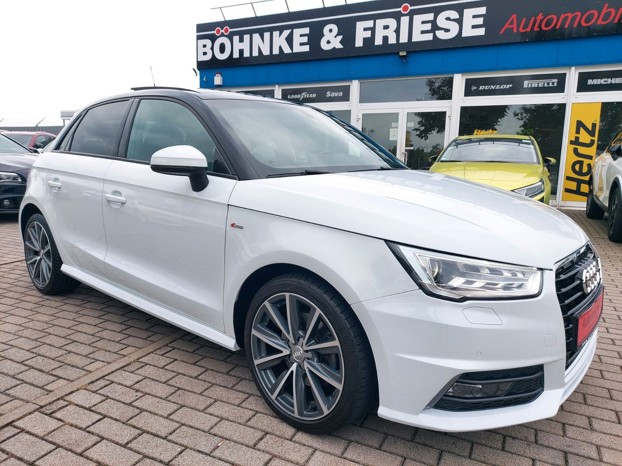Audi A1 Sportback sport S-Line Pano Bose Xenon DAB - Sedan: billede 1 Audi A1 Sportback sport S-Line Pano Bose Xenon DAB - Sedan: billede 1