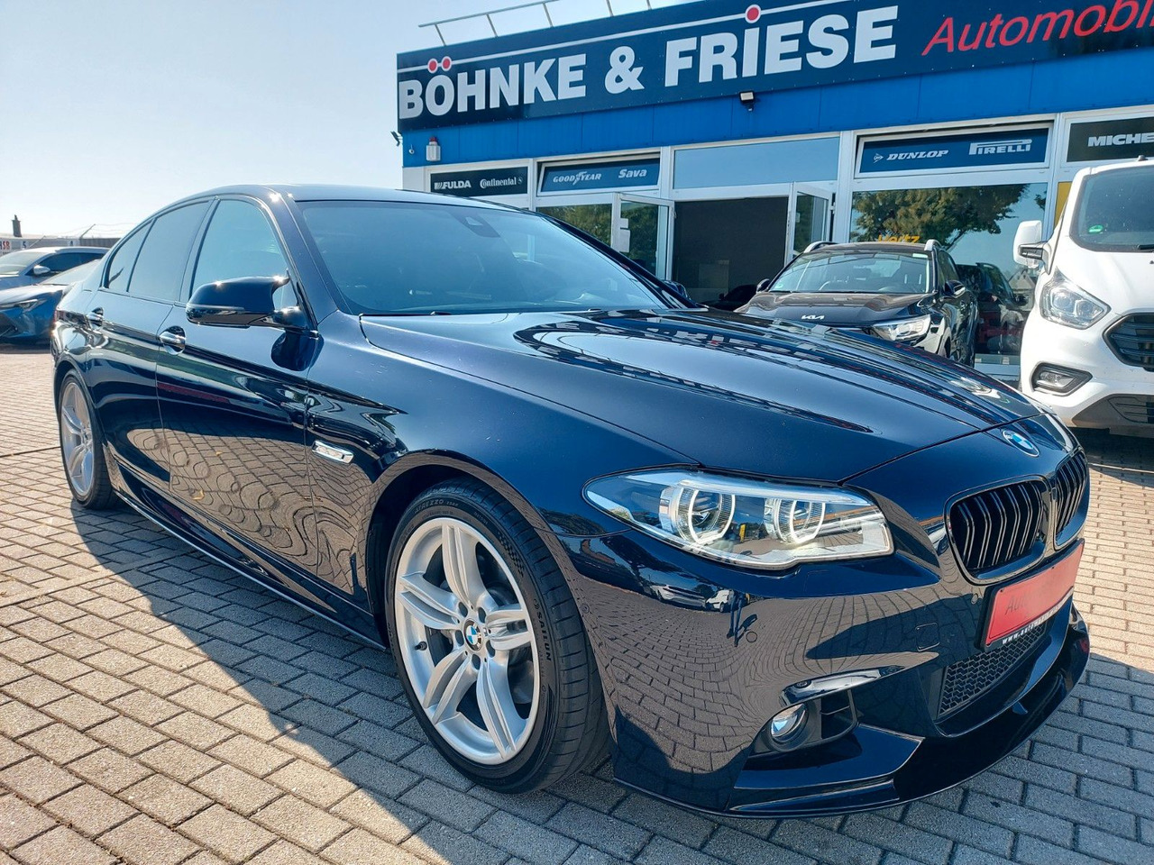BMW 550i Limousine Autom. M-Sport HUD Glasdach H&K - Sedan: billede 1 BMW 550i Limousine Autom. M-Sport HUD Glasdach H&K - Sedan: billede 1