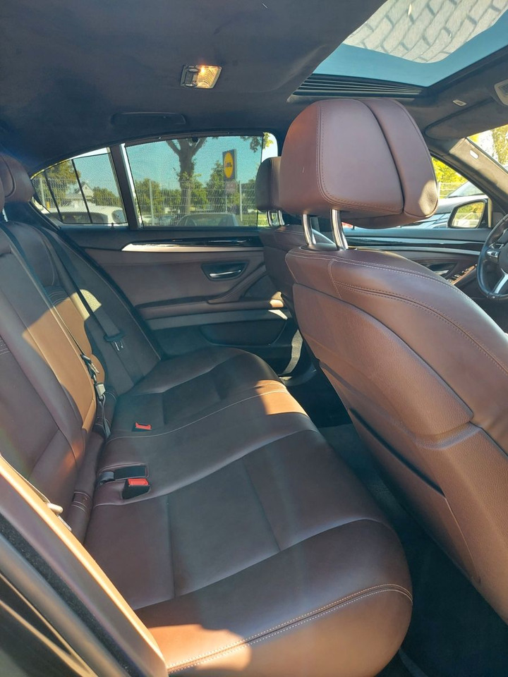 Sedan BMW 550i Limousine Autom. M-Sport HUD Glasdach H&K: billede 21