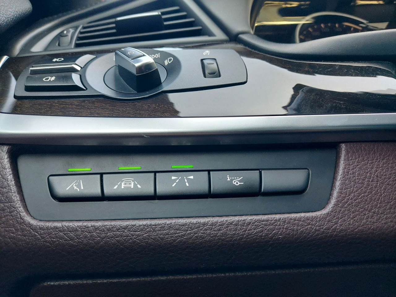 Sedan BMW 550i Limousine Autom. M-Sport HUD Glasdach H&K: billede 15