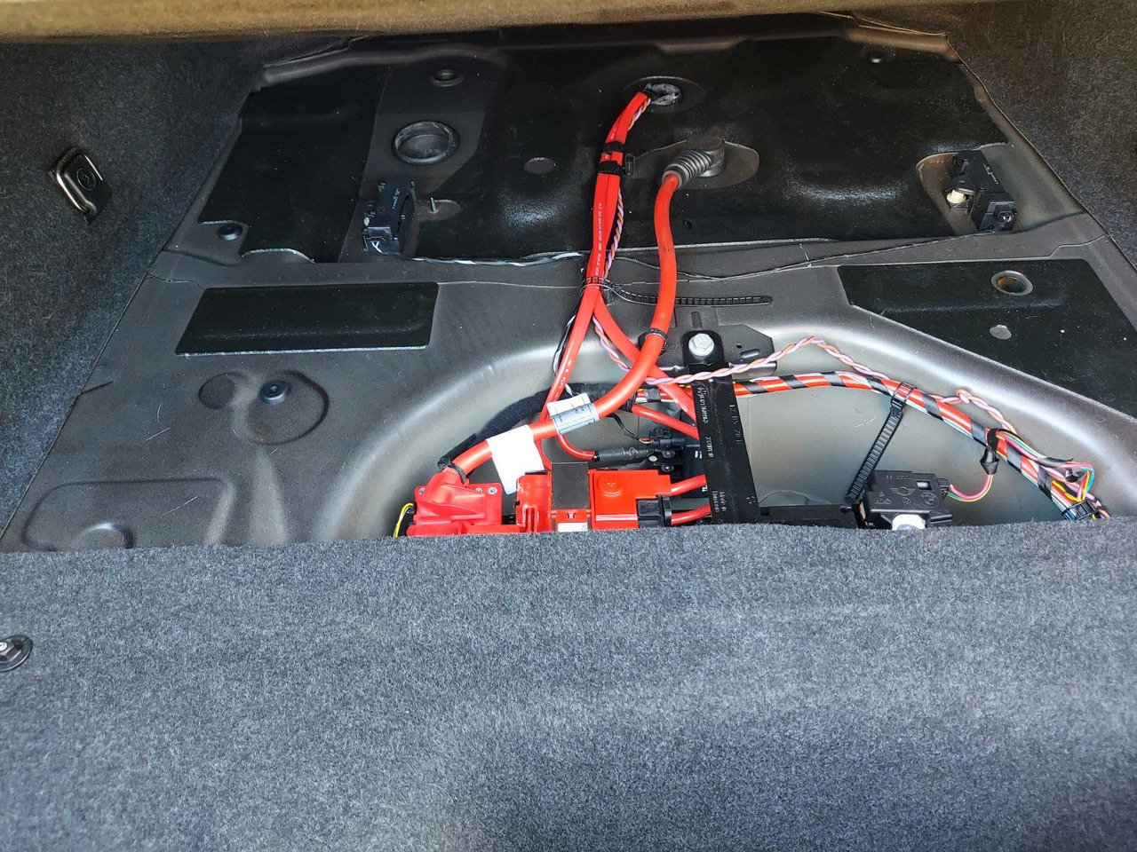 Sedan BMW 550i Limousine Autom. M-Sport HUD Glasdach H&K: billede 25