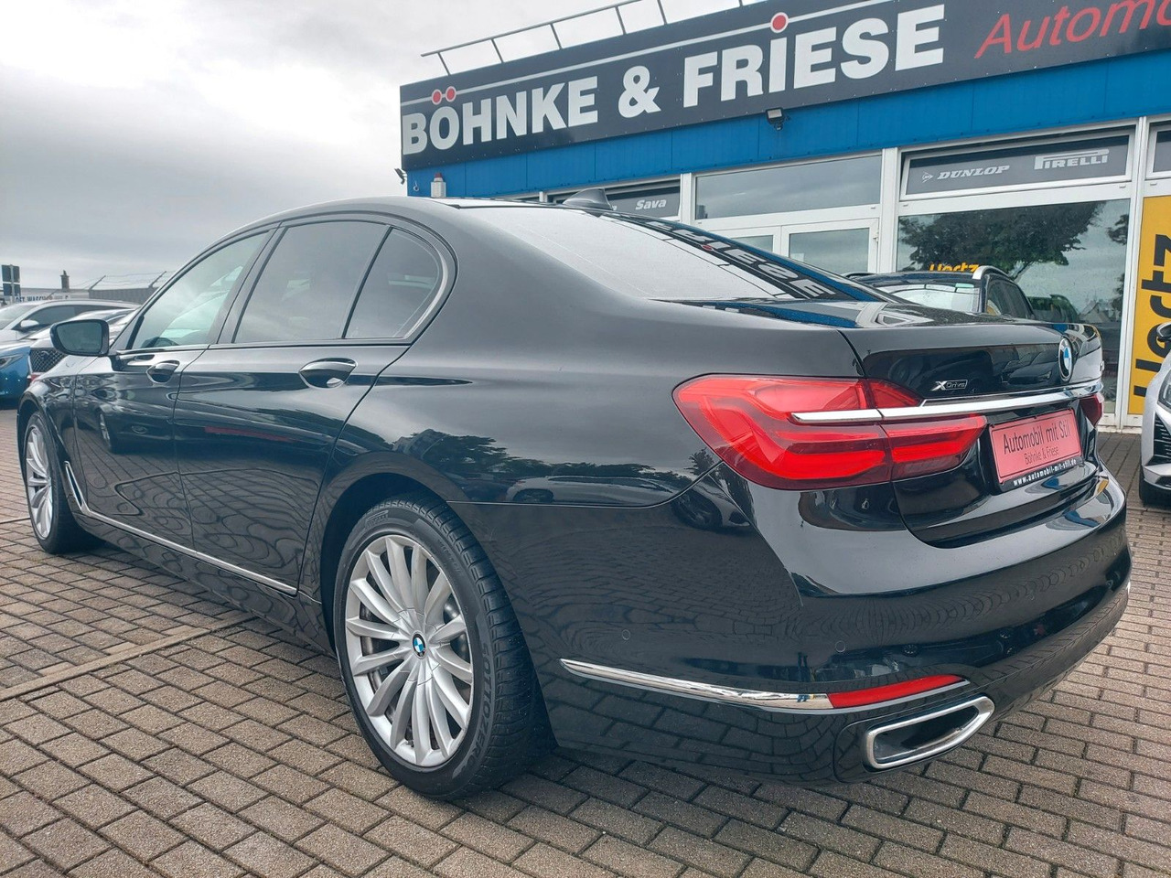 BMW 740 Baureihe 7 Lim 740 d xDrive Glasdach ACC - Sedan: billede 4 BMW 740 Baureihe 7 Lim 740 d xDrive Glasdach ACC - Sedan: billede 4