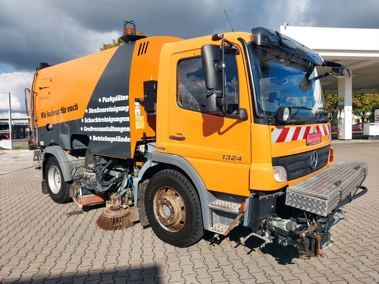 Mercedes-Benz Atego 2 6-Zyl. 4x2 1324 Schmidt SK 600 Klima - Fejebil: billede 4 Mercedes-Benz Atego 2 6-Zyl. 4x2 1324 Schmidt SK 600 Klima - Fejebil: billede 4