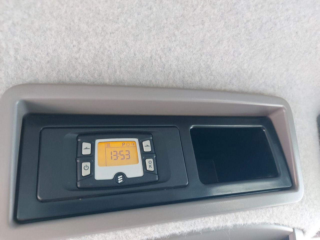 Mercedes-Benz Sprinter II Pritsche DoKa 316 4X4 Klima Standhei - Persontransport: billede 3 Mercedes-Benz Sprinter II Pritsche DoKa 316 4X4 Klima Standhei - Persontransport: billede 3