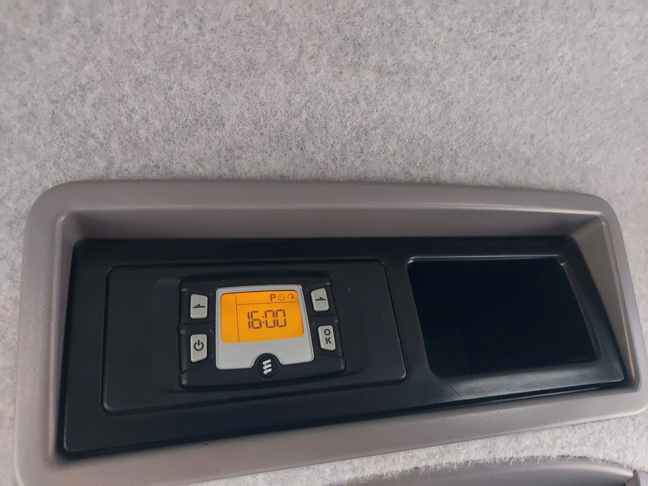 Mercedes-Benz Sprinter II Pritsche/DoKa 516 CDI KLIMA AHK - Ladbil, Mandskabsbil: billede 2 Mercedes-Benz Sprinter II Pritsche/DoKa 516 CDI KLIMA AHK - Ladbil, Mandskabsbil: billede 2