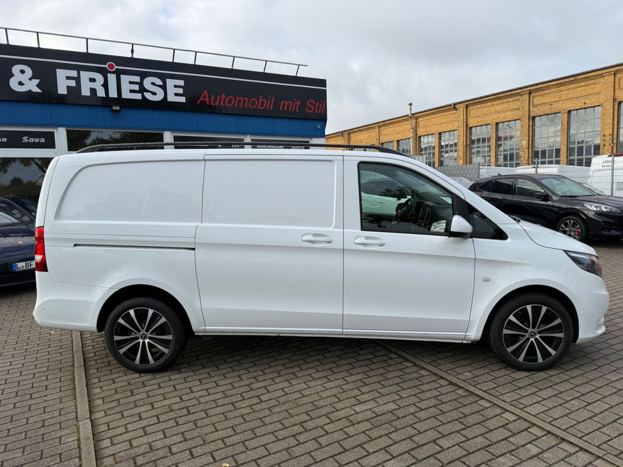 Mercedes-Benz Vito Kasten 114 CDI RWD lang KLIMA NAVI KAMERA P - Persontransport: billede 3 Mercedes-Benz Vito Kasten 114 CDI RWD lang KLIMA NAVI KAMERA P - Persontransport: billede 3