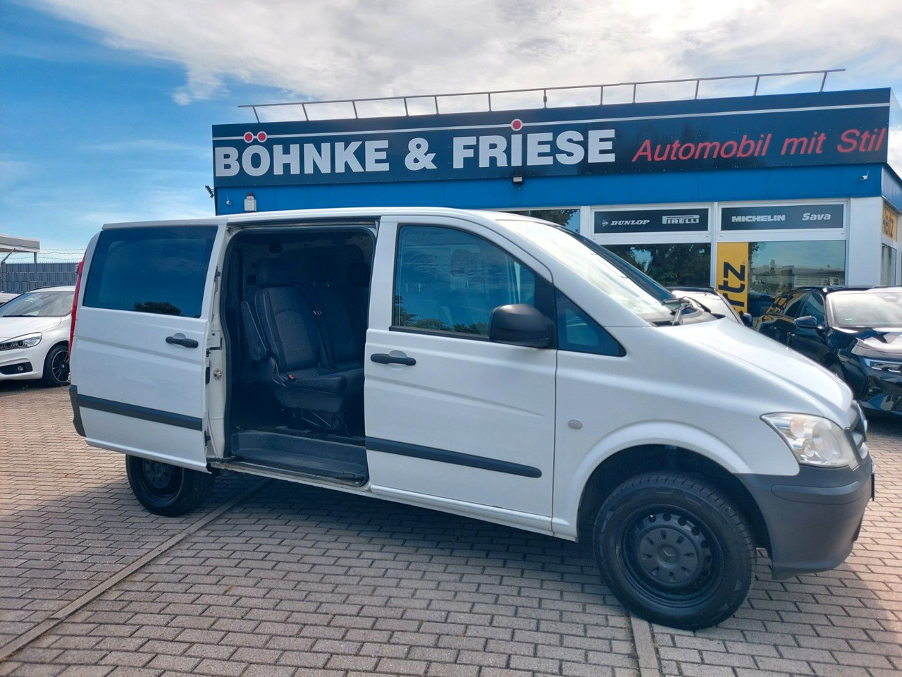 Mercedes-Benz Vito Mixto 4x4 116 CDI lang Autom. Tempo - Persontransport: billede 1 Mercedes-Benz Vito Mixto 4x4 116 CDI lang Autom. Tempo - Persontransport: billede 1