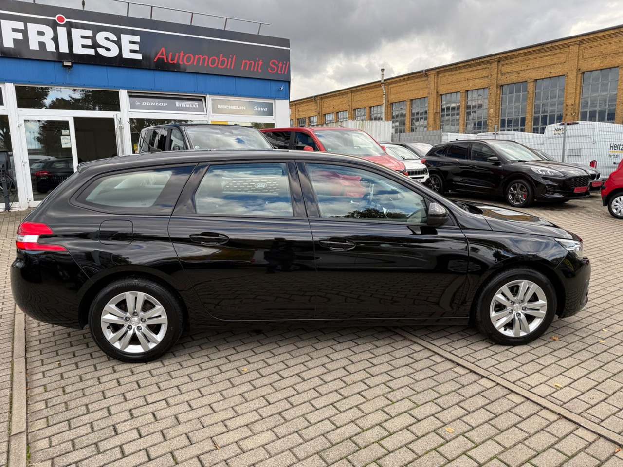 Peugeot 308 SW Active TEMPOMAT NAVI KLIMAA NAVI - Stationcar: billede 3 Peugeot 308 SW Active TEMPOMAT NAVI KLIMAA NAVI - Stationcar: billede 3