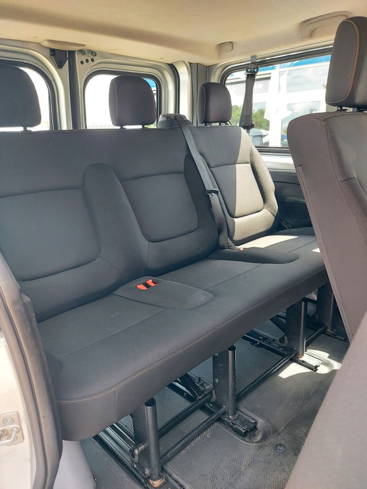 Leje en  Renault Trafic Combi L1H1 2,7t  Expression Klima Renault Trafic Combi L1H1 2,7t  Expression Klima: billede 19