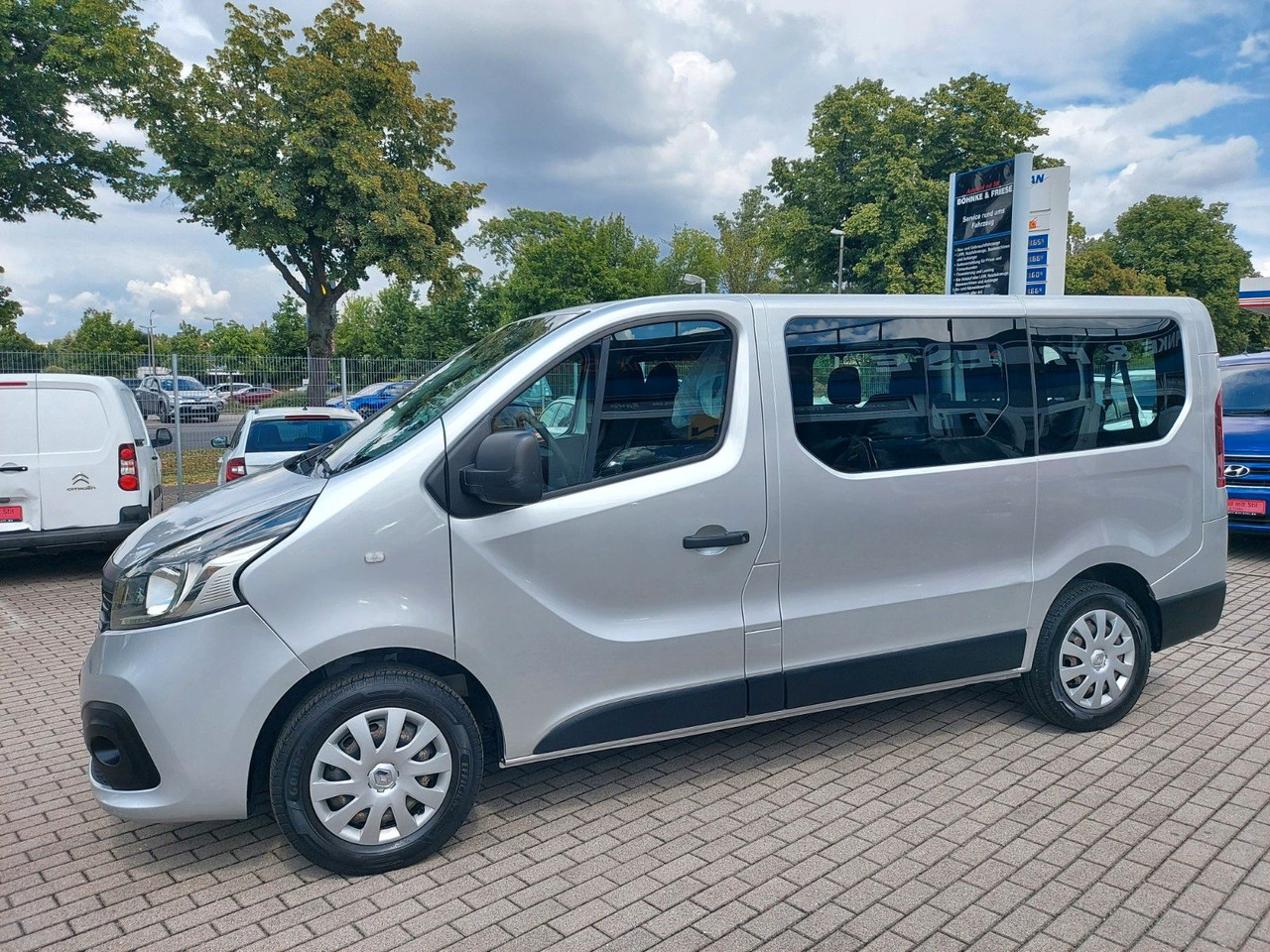 Leje en  Renault Trafic Combi L1H1 2,7t  Expression Klima Renault Trafic Combi L1H1 2,7t  Expression Klima: billede 11