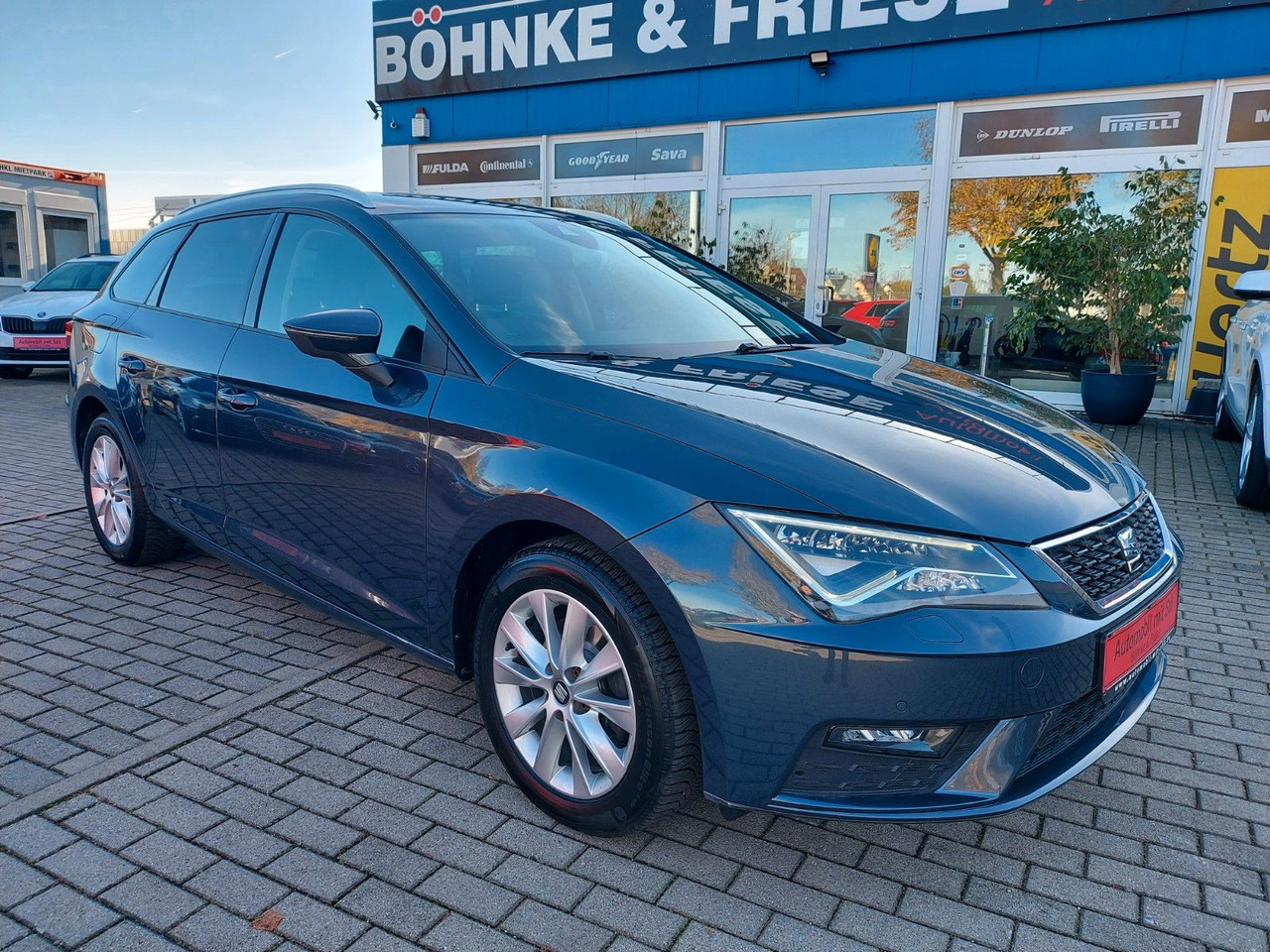 Seat Leon ST Style DSG ACC Radar LED Navi DAB AHK - Stationcar: billede 1 Seat Leon ST Style DSG ACC Radar LED Navi DAB AHK - Stationcar: billede 1
