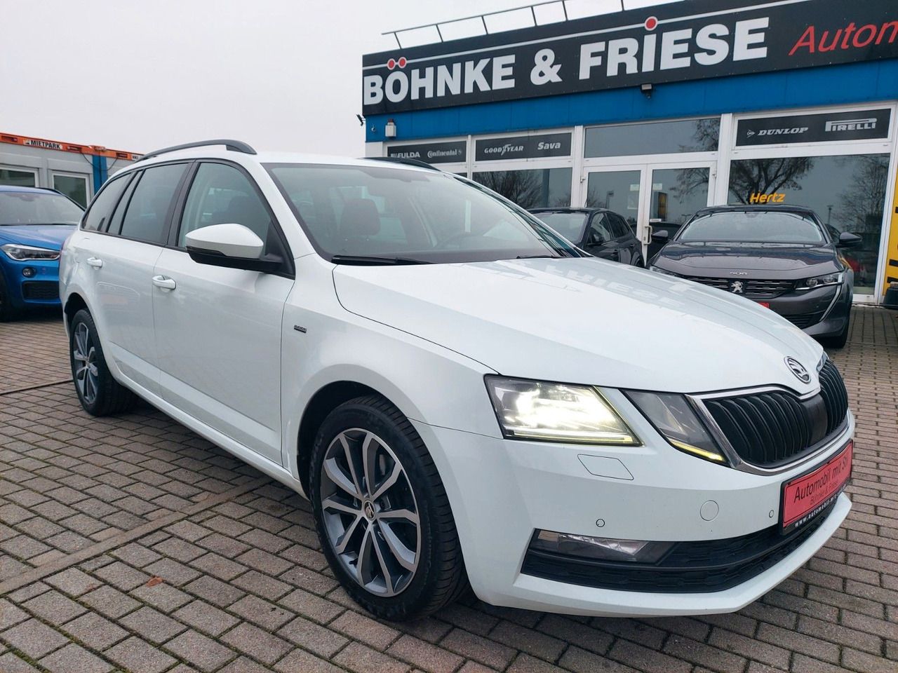 Skoda Octavia Combi Clever 4x4 LED DAB Navi - Stationcar: billede 1 Skoda Octavia Combi Clever 4x4 LED DAB Navi - Stationcar: billede 1