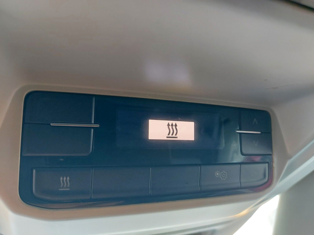 Volkswagen Crafter Kasten 35 lang Hochdach 4MOTION Maxi - Persontransport: billede 3 Volkswagen Crafter Kasten 35 lang Hochdach 4MOTION Maxi - Persontransport: billede 3