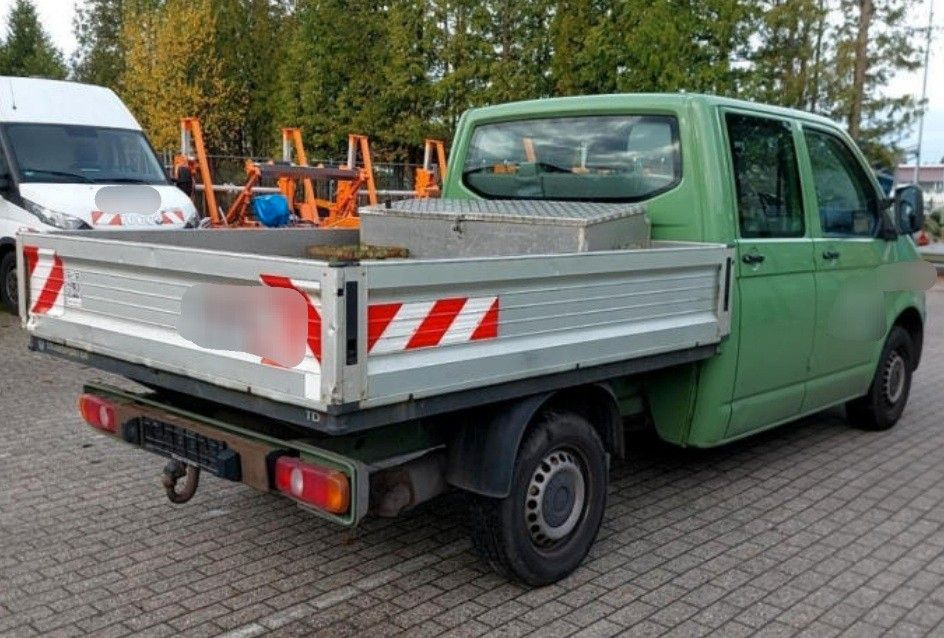Volkswagen T5 Transporter Pritsche Doppelkabine - Ladbil, Mandskabsbil: billede 4 Volkswagen T5 Transporter Pritsche Doppelkabine - Ladbil, Mandskabsbil: billede 4