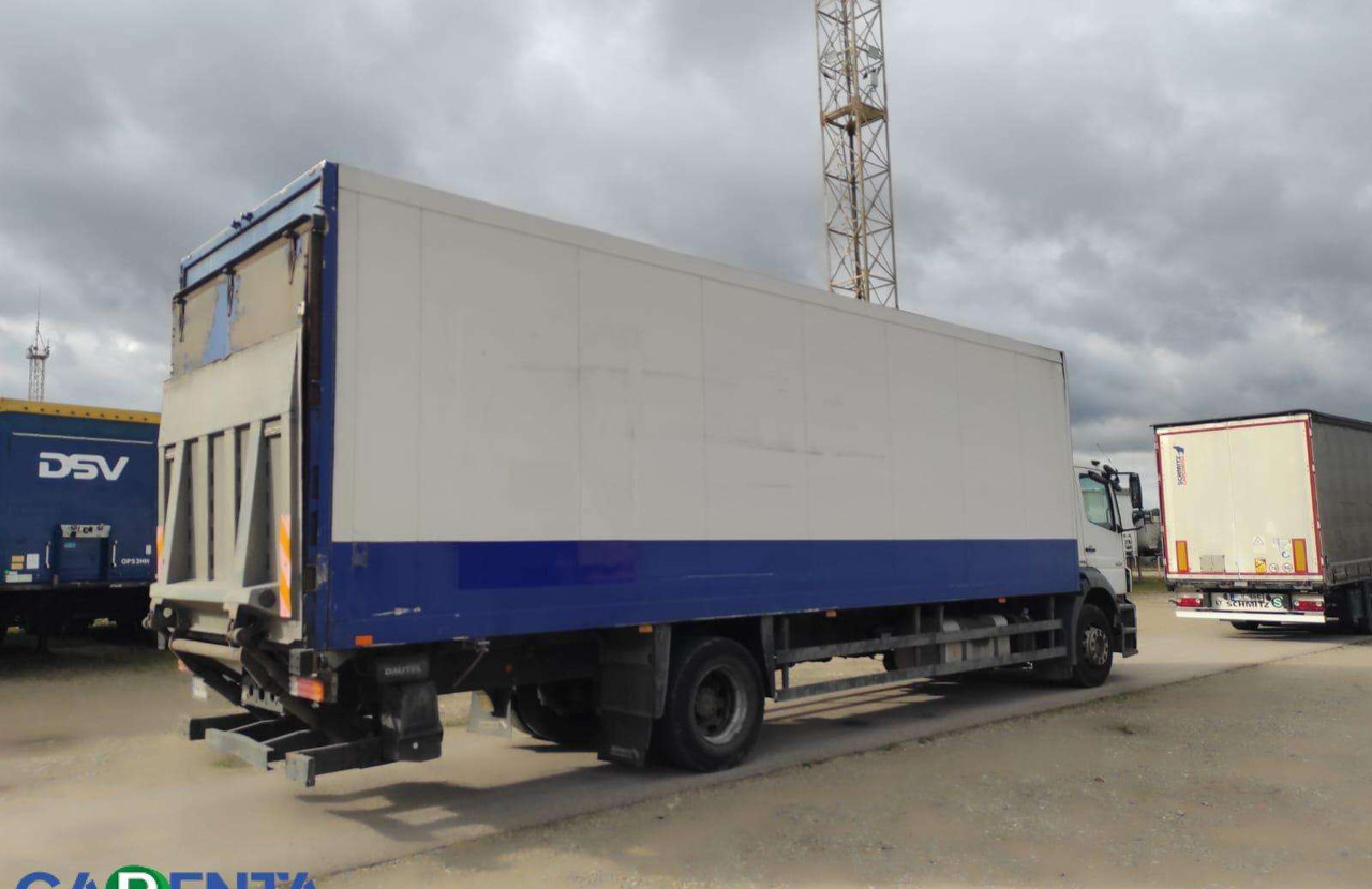 Mercedes-Benz 1824 - Kølevogn lastbil: billede 4 Mercedes-Benz 1824 - Kølevogn lastbil: billede 4