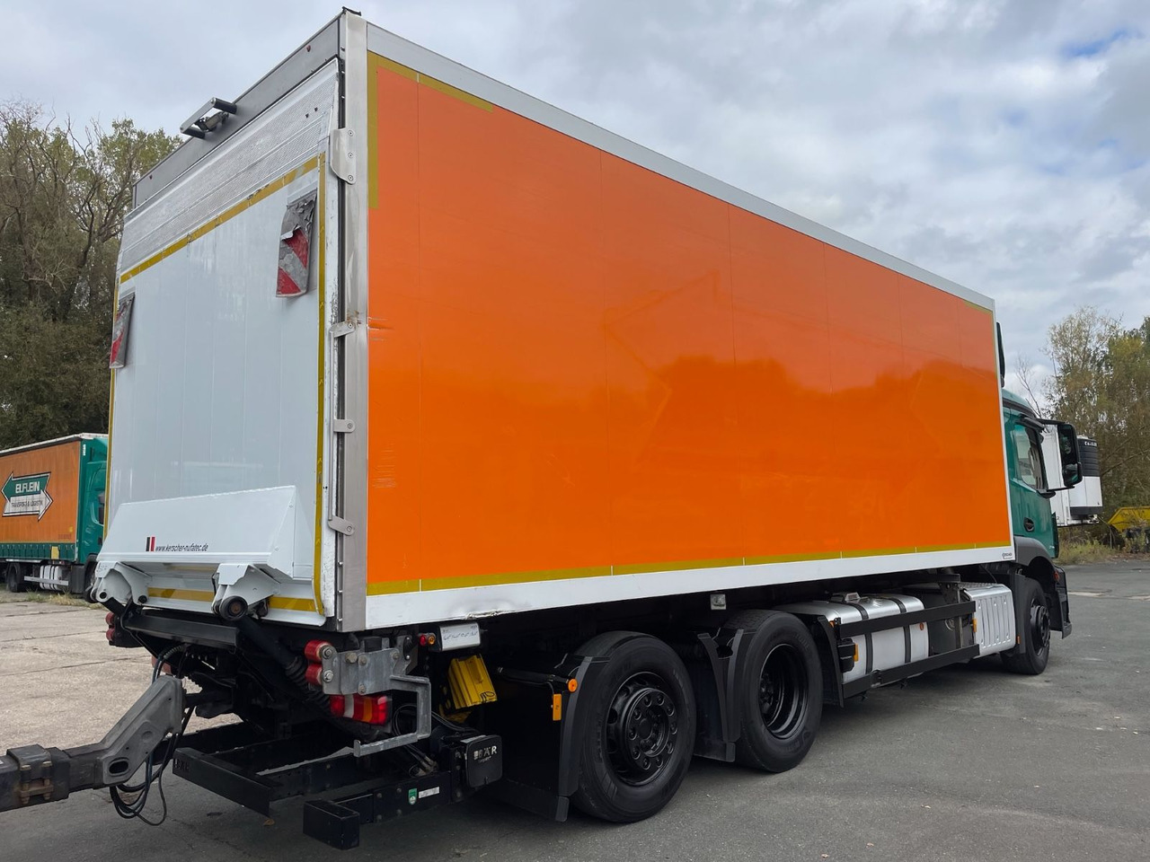 Mercedes-Benz Antos 2543 6x2 Kühlkoffer/CARRIER/NLA/LBW/AC/EU6 - Kølevogn lastbil: billede 5 Mercedes-Benz Antos 2543 6x2 Kühlkoffer/CARRIER/NLA/LBW/AC/EU6 - Kølevogn lastbil: billede 5