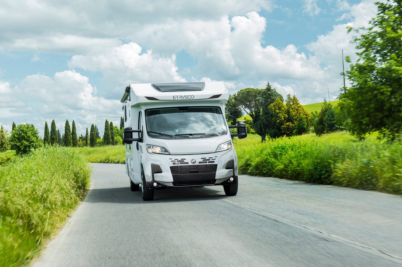 Etrusco T 7.3 QCF - Delintegreret autocamper: billede 5 Etrusco T 7.3 QCF - Delintegreret autocamper: billede 5