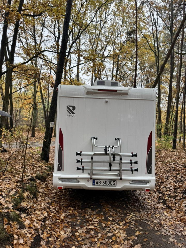 Rimor Seal 695 - Autocamper med alkove: billede 5 Rimor Seal 695 - Autocamper med alkove: billede 5