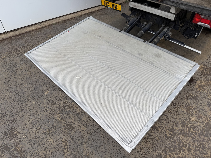 Leje en Iveco Daily 35S14 2.3 Automaat Laadklep Climate Control Standkachel Koffer Bakwagen Meubelbak Iveco Daily 35S14 2.3 Automaat Laadklep Climate Control Standkachel Koffer Bakwagen Meubelbak: billede 10