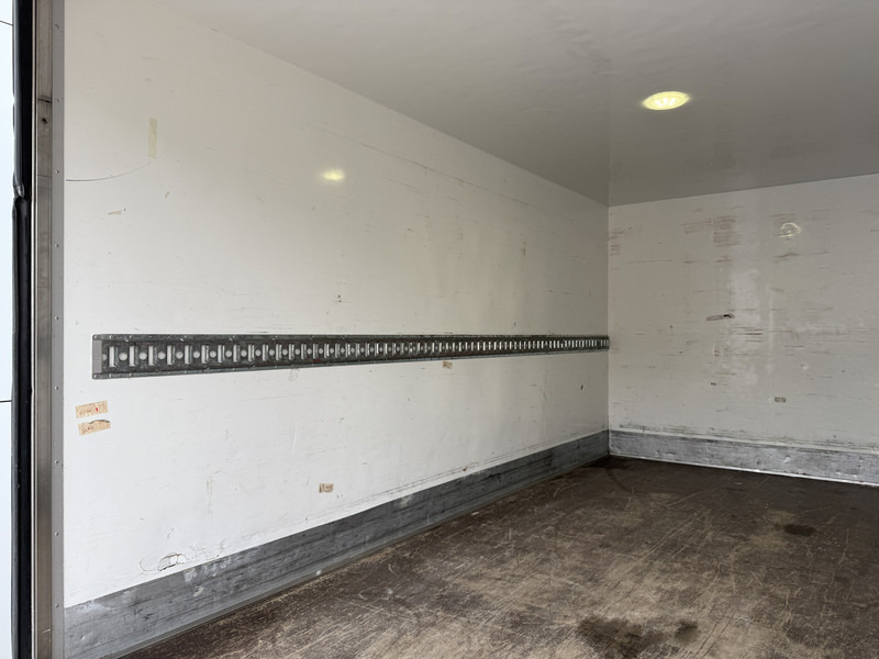 Leje en Iveco Daily 35S14 2.3 Automaat Laadklep Climate Control Standkachel Koffer Bakwagen Meubelbak Iveco Daily 35S14 2.3 Automaat Laadklep Climate Control Standkachel Koffer Bakwagen Meubelbak: billede 11