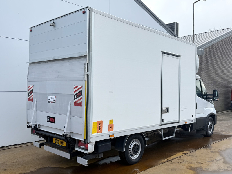 Iveco Daily 35S16 2.3 Automaat Laadklep LED Climate Control Cruise Control Standkachel Camera Navigatie Koffer Bakwagen Meubelbak - Varebil med kasse: billede 3 Iveco Daily 35S16 2.3 Automaat Laadklep LED Climate Control Cruise Control Standkachel Camera Navigatie Koffer Bakwagen Meubelbak - Varebil med kasse: billede 3