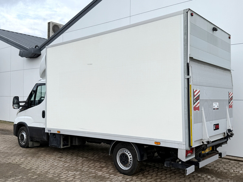 Iveco Daily 35S18 3.0 Laadklep Automaat LED Climate Control Adaptieve Cruise Control Standkachel Camera Navigatie - Varebil med kasse: billede 2 Iveco Daily 35S18 3.0 Laadklep Automaat LED Climate Control Adaptieve Cruise Control Standkachel Camera Navigatie - Varebil med kasse: billede 2