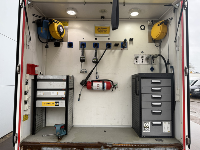 Varebil med kasse Iveco Daily Daily 70C18 3.0 *Service bus / Inbouw* LED Climate Control Cruise Control Tachograaf Standkachel Trekhaak Camera Stoelverwarming: billede 12