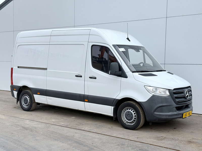 Mercedes-Benz Sprinter 214 2.2 CDI L2H2 Climate Control Cruise Control Trekhaak Carplay Camera - Små varebil: billede 4 Mercedes-Benz Sprinter 214 2.2 CDI L2H2 Climate Control Cruise Control Trekhaak Carplay Camera - Små varebil: billede 4