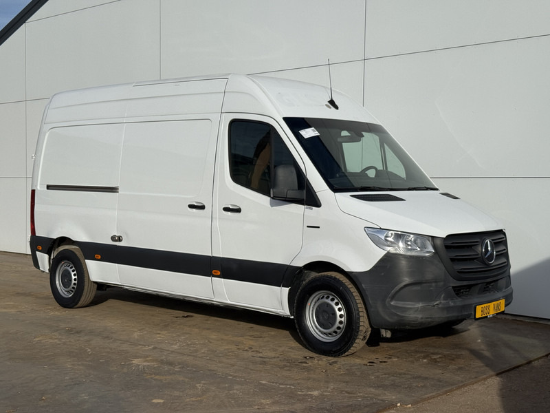 Mercedes-Benz eSprinter 312 L2H2 100% Elektrisch 55kWh 168km WLTP 80kw Snelladen Climate Control Camera Stoelverwarming - Varevogn, El-varebil: billede 4 Mercedes-Benz eSprinter 312 L2H2 100% Elektrisch 55kWh 168km WLTP 80kw Snelladen Climate Control Camera Stoelverwarming - Varevogn, El-varebil: billede 4
