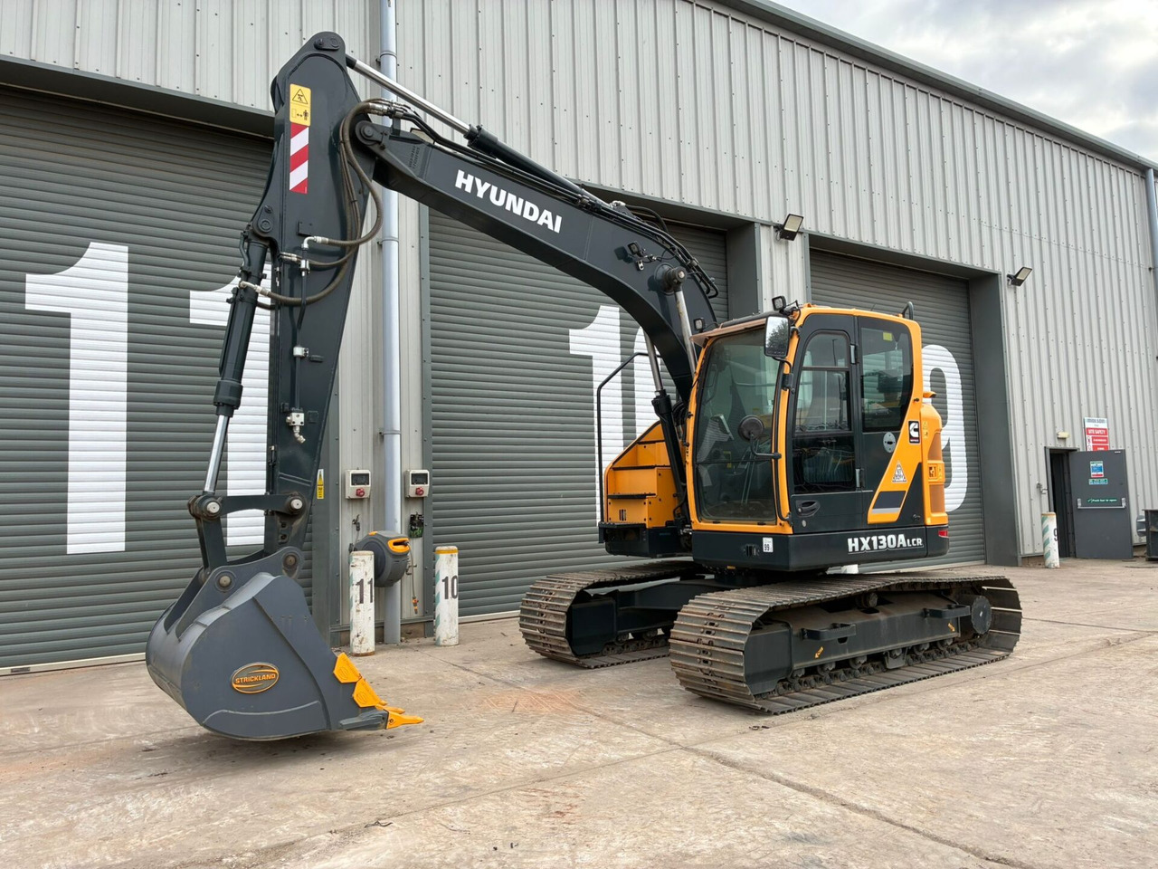 Hyundai HX130ALCR - Bæltegravemaskine: billede 1 Hyundai HX130ALCR - Bæltegravemaskine: billede 1