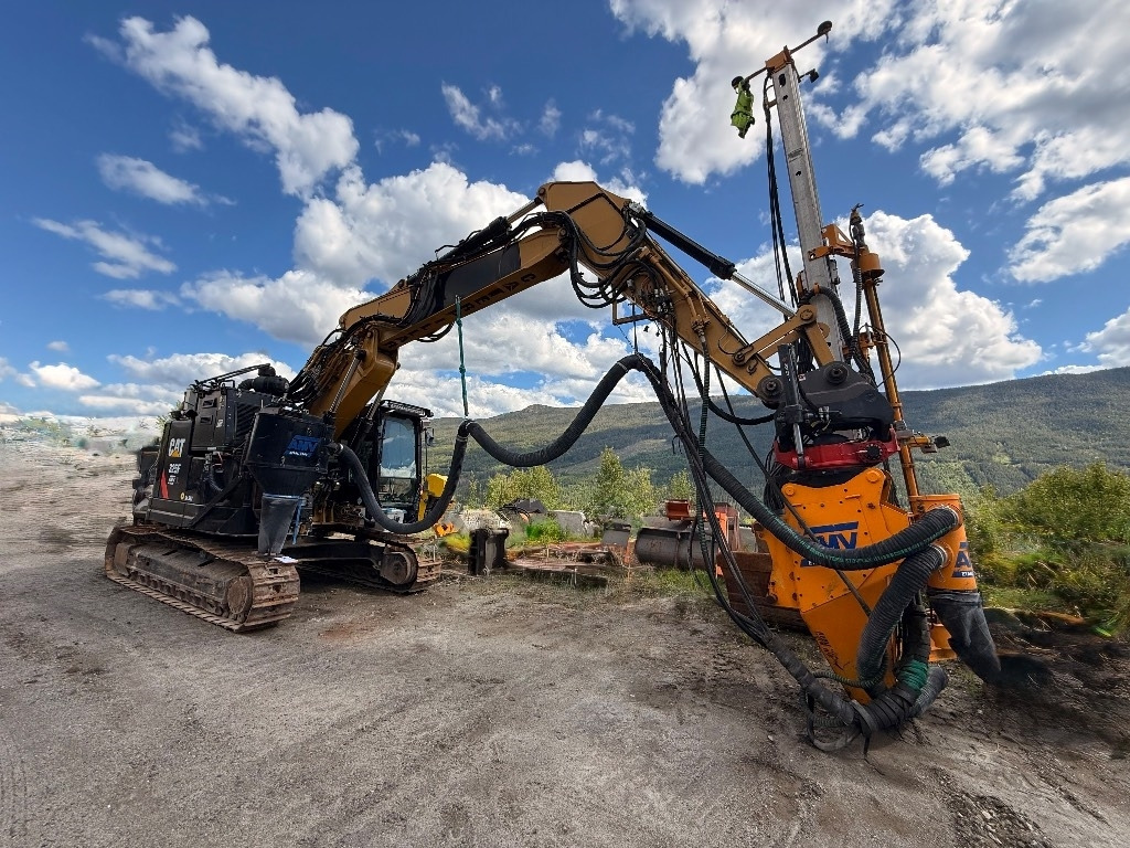 CAT 325 FL CR - Gravemaskine: billede 3 CAT 325 FL CR - Gravemaskine: billede 3