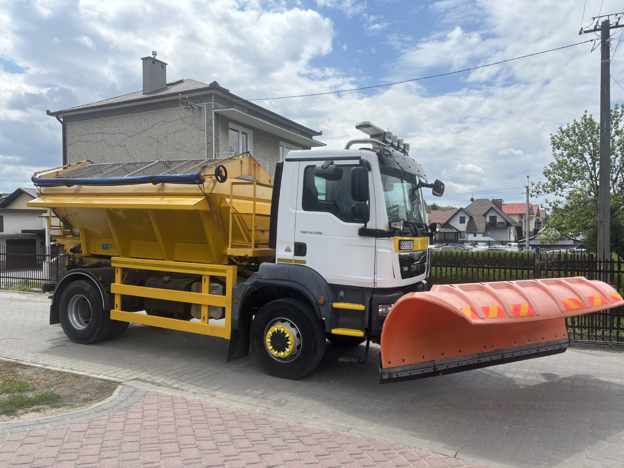 MAN TGM 18.290 4X4BB GRITTER/SPREADER PLOUGH ECON - Snerydningsmaskine: billede 2 MAN TGM 18.290 4X4BB GRITTER/SPREADER PLOUGH ECON - Snerydningsmaskine: billede 2
