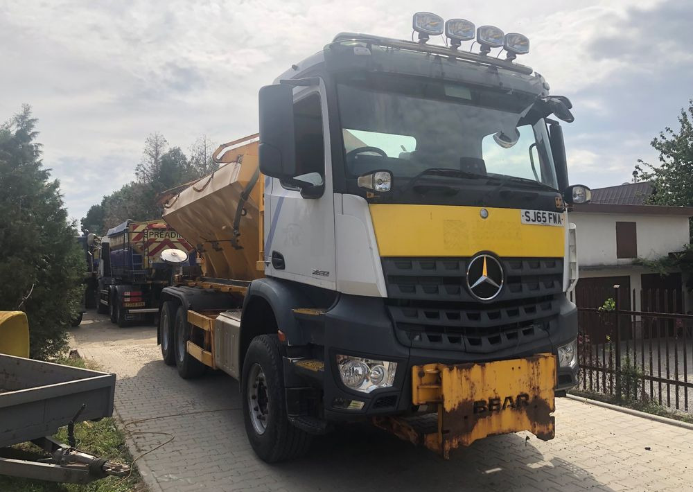 Mercedes-Benz Arocs 2633 6x4 piaskarka solarka pług - Snerydningsmaskine: billede 5 Mercedes-Benz Arocs 2633 6x4 piaskarka solarka pług - Snerydningsmaskine: billede 5