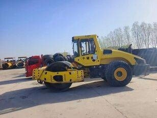 Bomag BW 220D-40 - Vejtromle: billede 1 Bomag BW 220D-40 - Vejtromle: billede 1