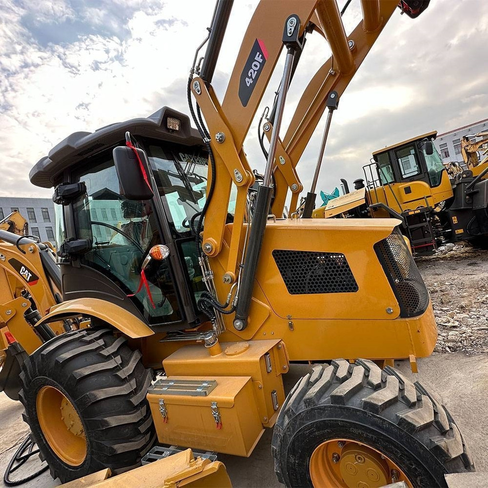 CAT 420 F - Gravelæssemaskine: billede 5 CAT 420 F - Gravelæssemaskine: billede 5