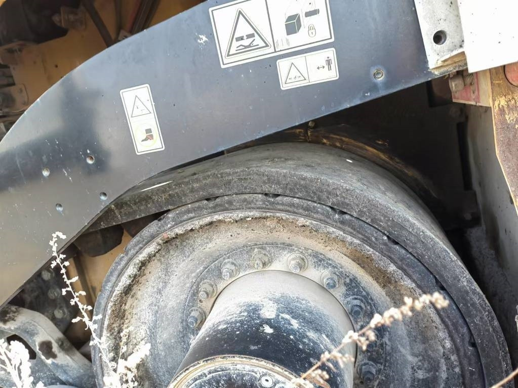 CAT AP655F - Asfaltudlægger: billede 3 CAT AP655F - Asfaltudlægger: billede 3