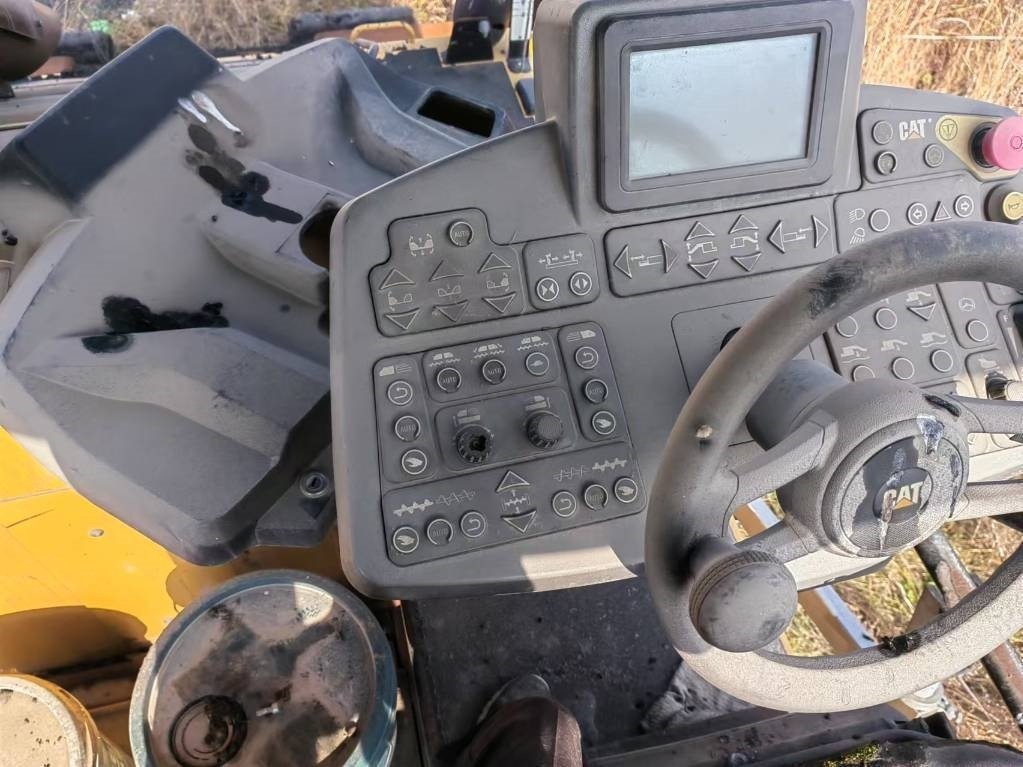 Asfaltudlægger CAT AP655F: billede 8