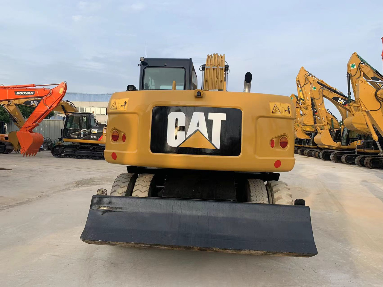 CATERPILLAR 315D - Hjulgravemaskine: billede 4 CATERPILLAR 315D - Hjulgravemaskine: billede 4