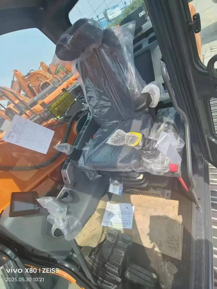 Develon DX220LCA-2M - Gravemaskine: billede 4 Develon DX220LCA-2M - Gravemaskine: billede 4