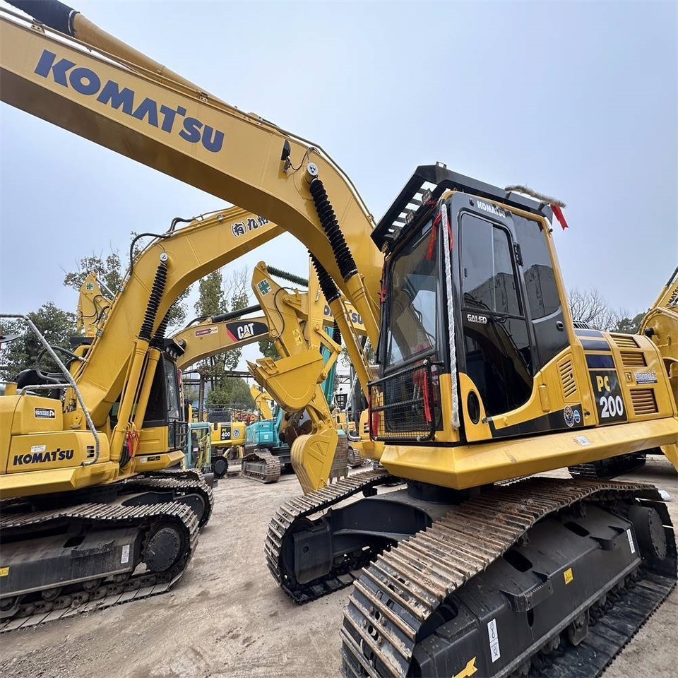 Komatsu PC 200 - Bæltegravemaskine: billede 3 Komatsu PC 200 - Bæltegravemaskine: billede 3
