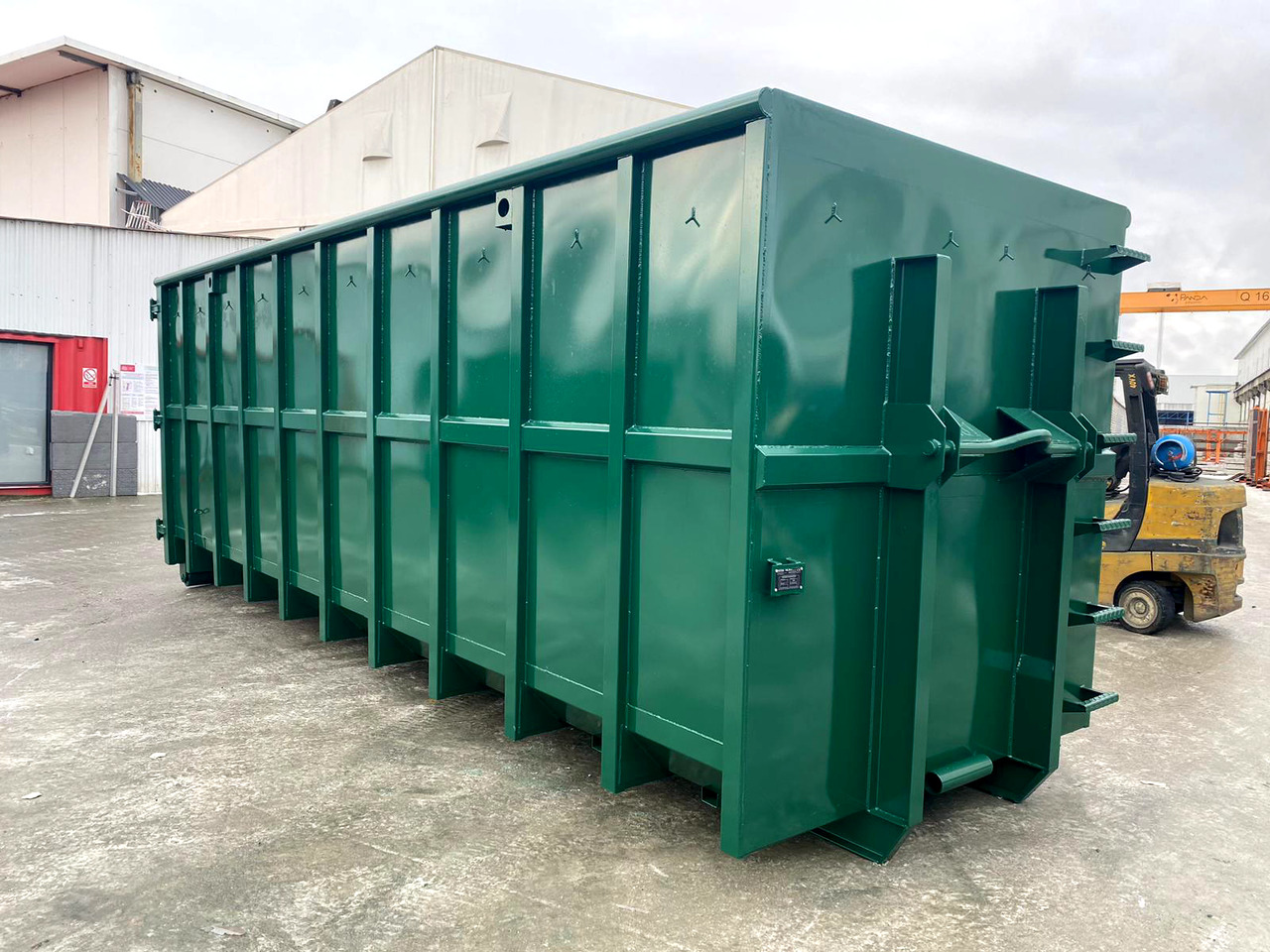 Metal-K Kontener/Abrollcontainer KP40S - Maxi container: billede 1 Metal-K Kontener/Abrollcontainer KP40S - Maxi container: billede 1