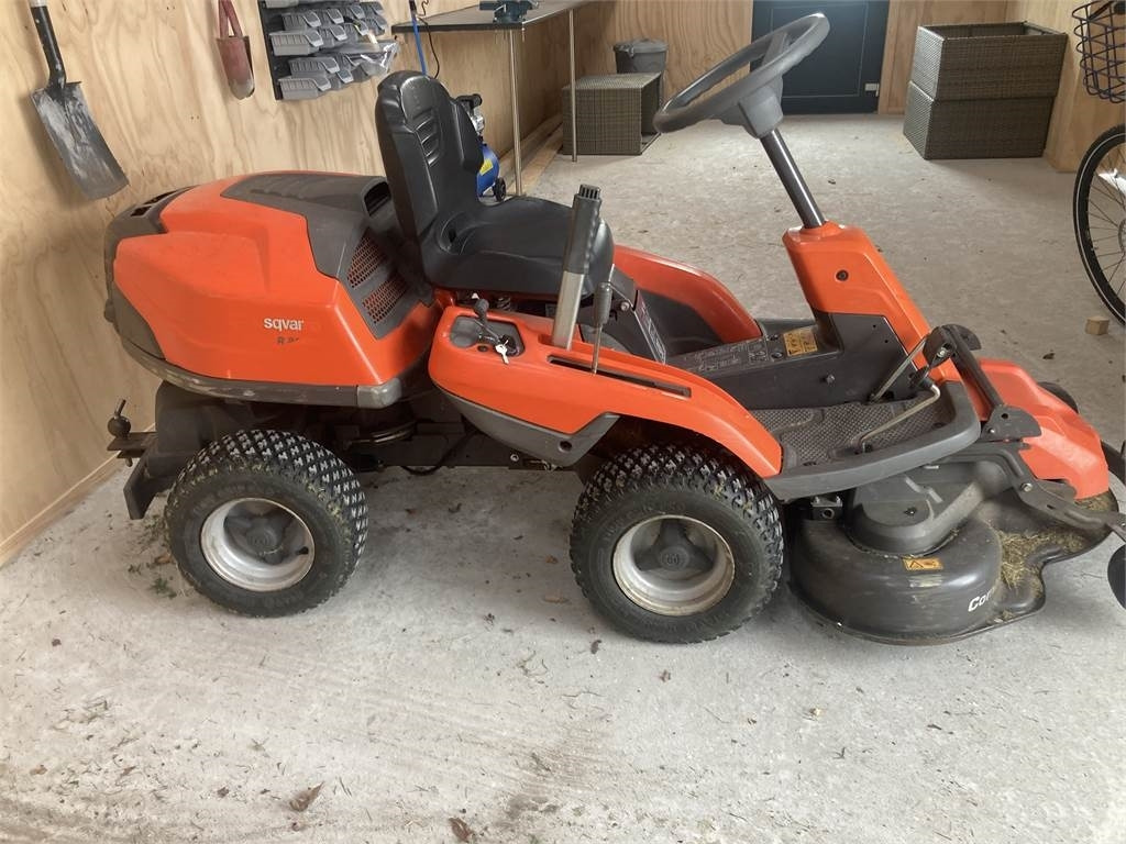 Husqvarna R214TC - Plæneklipper: billede 1 Husqvarna R214TC - Plæneklipper: billede 1