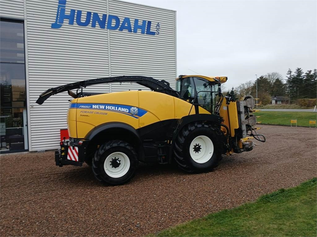 New Holland FR650 ST5  - Grønthøster: billede 2 New Holland FR650 ST5  - Grønthøster: billede 2