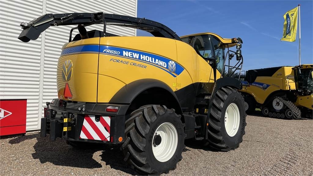 New Holland FR650 T4B  - Grønthøster: billede 2 New Holland FR650 T4B  - Grønthøster: billede 2