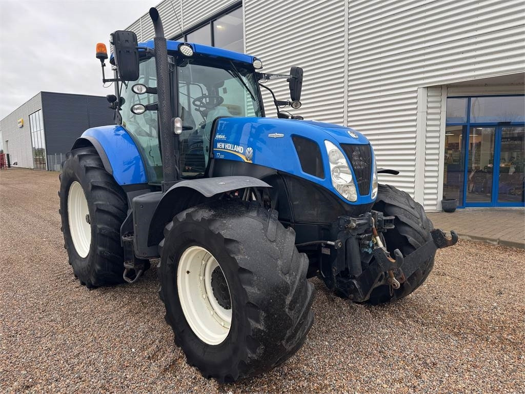 New Holland T7.220 AC  - Traktor: billede 2 New Holland T7.220 AC  - Traktor: billede 2