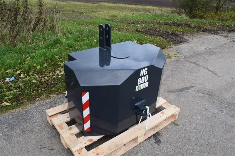 - - - 800 kilo J-Maskiner - Vægtklods for Landbrugsmaskine: billede 3 - - - 800 kilo J-Maskiner - Vægtklods for Landbrugsmaskine: billede 3